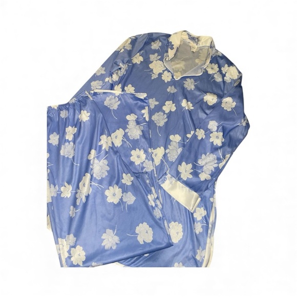 jcpenney Other - Vintage JCPenney Blue and White Floral Women's Pajama Set